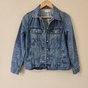 Madewell The Jean Jacket in Pinter Wash Size Medium
